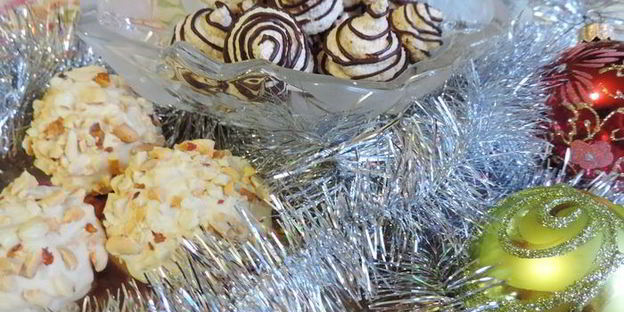 арахисовое и кокосовое заварное безе