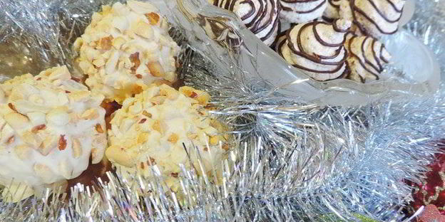 арахисовое и кокосовое заварное безе