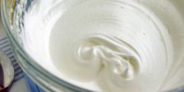 безе с ягодами