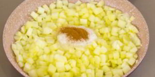 блинчики с яблоками под безе