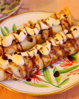 Французские блинчики с яблоками и безе