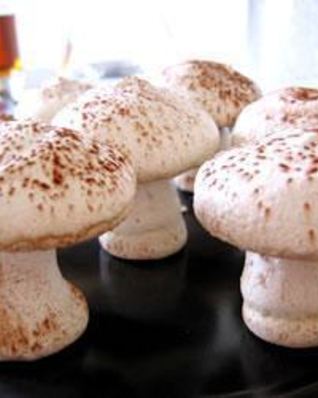 Грибочки из безе