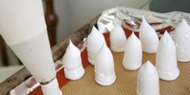 грибочки из безе