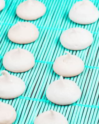 Малышки-безе