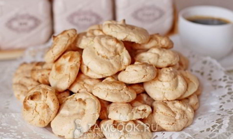 Рецепт миндального безе амаретти