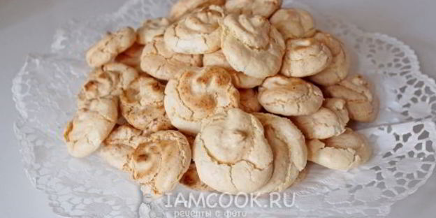 миндальное безе амаретти