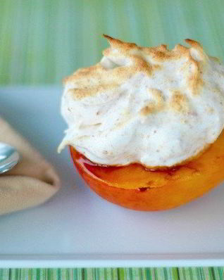 Персики с безе