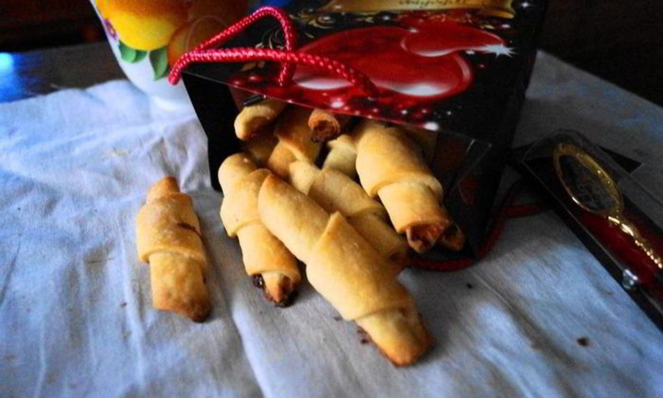 Рецепт рулетиков с безе