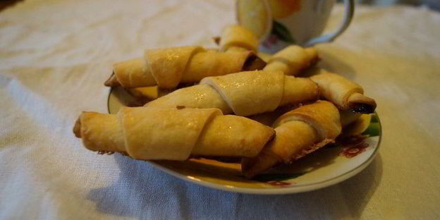 рулетики с безе