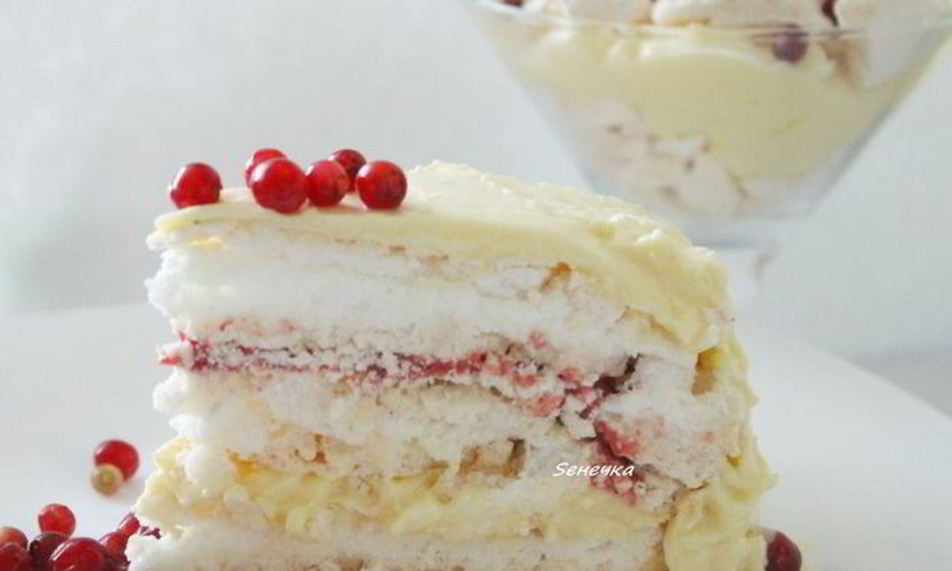 Рецепт торта-безе с брусничным курдом