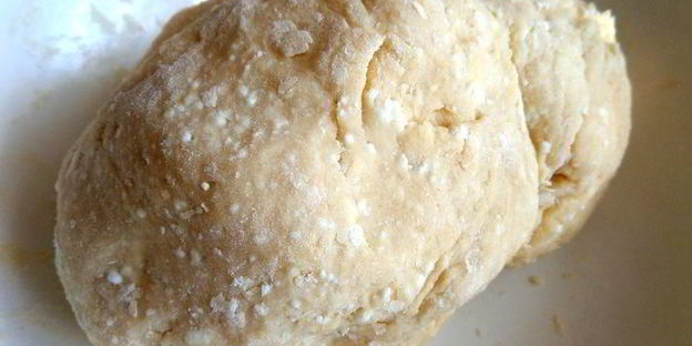 творожный рулет с безейной прослойкой