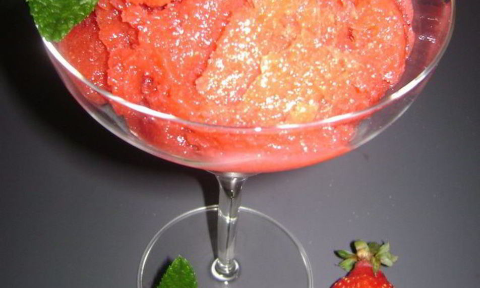 Рецепт клубничного сорбета с мятным вкусом