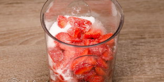 клубничный сорбет