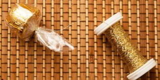 английская роза из конфет