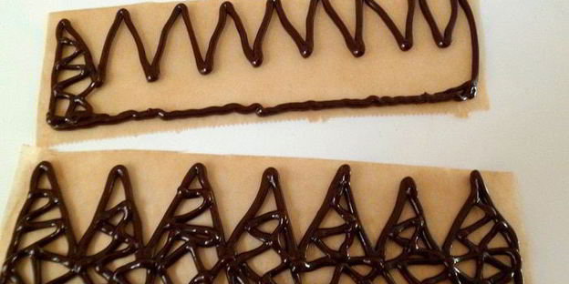 домашние конфеты из макадамии, нуги, марципана и шоколада