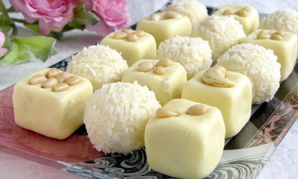 Рецепт конфет барфи с кешью и кедровыми орешками