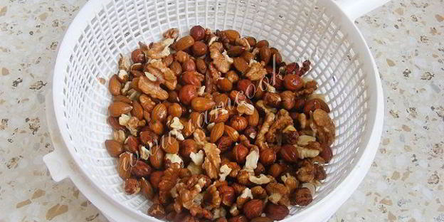 конфеты из чернослива и орехов