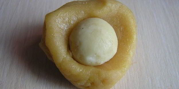 конфеты из марципана с орехом макадамия