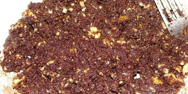 конфеты шоколадные с грецкими орехами и миндальным ликером