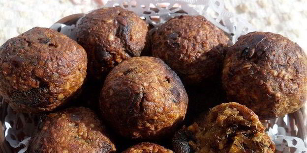 запеченные шарики-конфеты