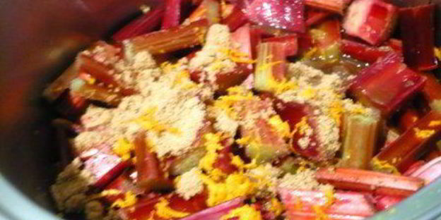 крамбл из ревеня