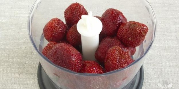 клубничный курд