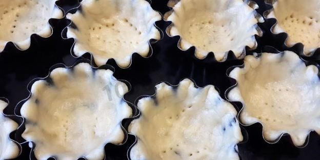 корзинки из песочного теста с кремом заварным