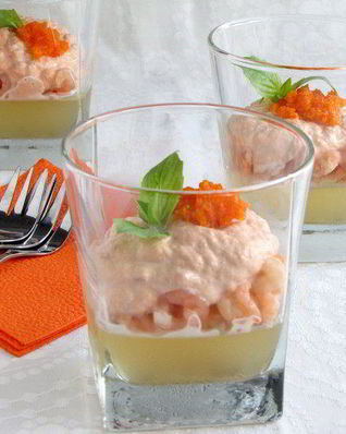 Ланспик с кремом из форели и креветками