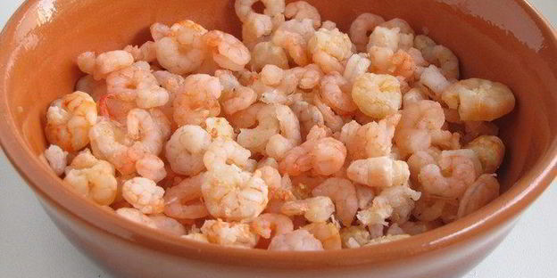 ланспик с кремом из форели и креветками