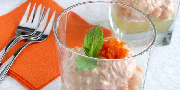 ланспик с кремом из форели и креветками