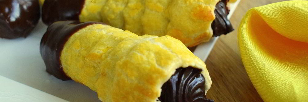 Рожки с шоколадным кремом