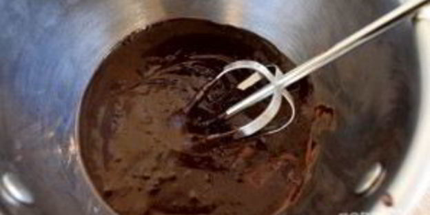 рожки с шоколадным кремом