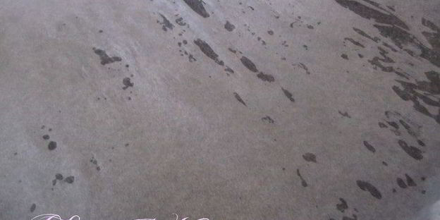 рулет с черешней и шоколадным кремом