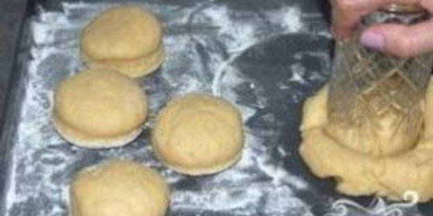 сконы со сливочным кремом