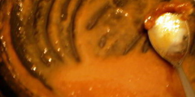 вишневое крем-брюле с вишнями