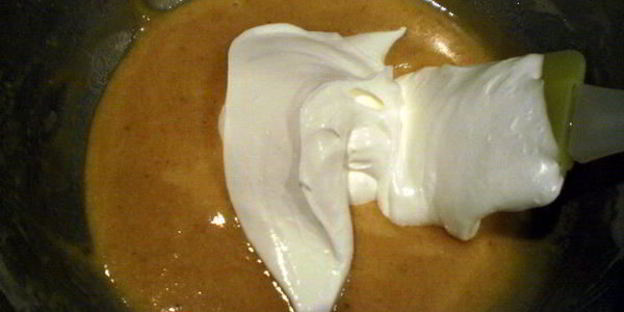 вишневое крем-брюле с вишнями