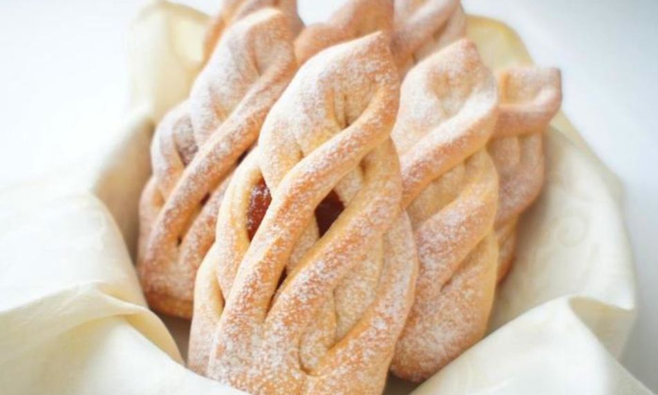 Рецепт булочек с мармеладом