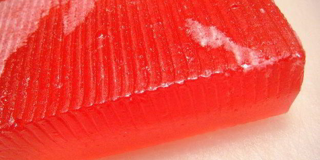 корзиночки с взбитыми сливками и мармеладом