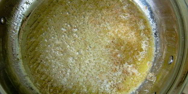 рулет с луковым мармеладом