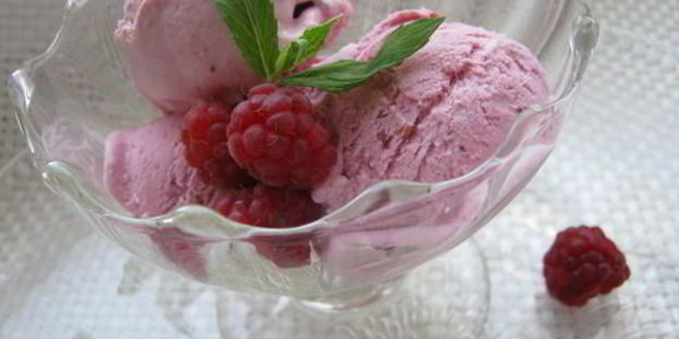 фруктовое мороженое со сгущенкой