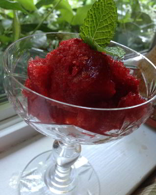 Клубничное мороженое Сорбет