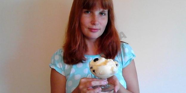 мороженое из молока и сахара