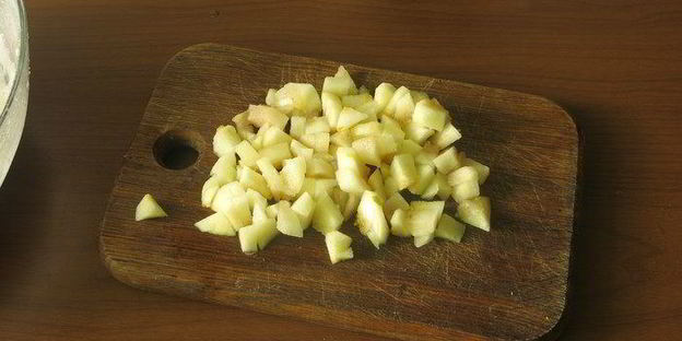 мороженое с шампанским и грушами