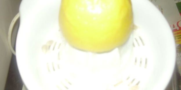 сливочно-клубничное мороженое