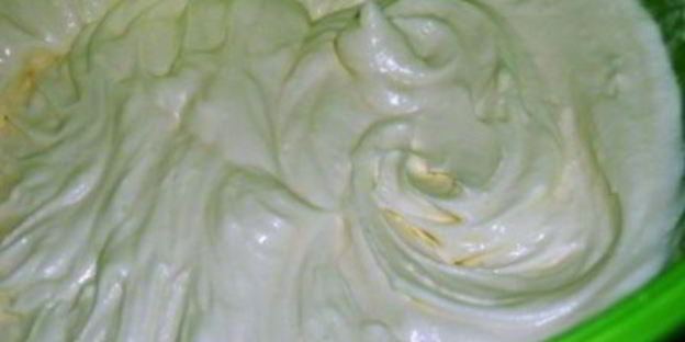 торт-мороженое с малиной