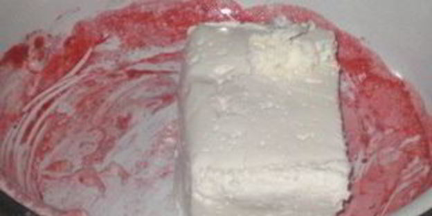 творожно-клубничное мороженое