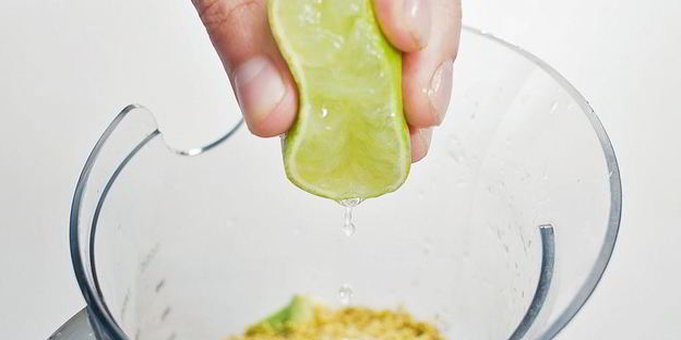 фисташковый мусс с авокадо