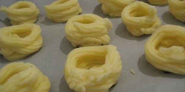 картофельные корзинки с рыбным муссом