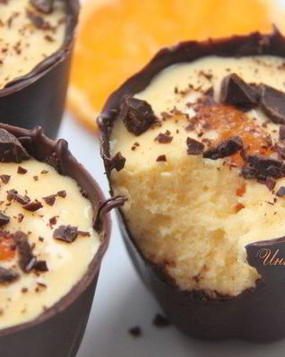 Мусс из клементинов в шоколадном стаканчике