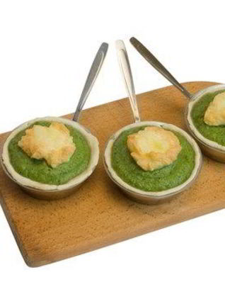 Мусс из шпината с кремом из пармезана